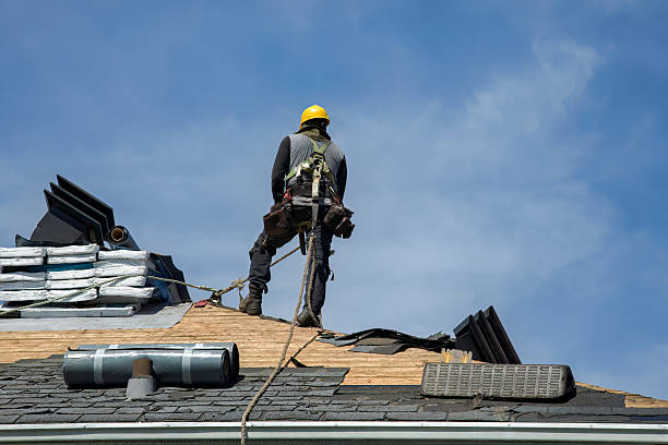 Professional Flat Roof Repair technician working in Gulfport, MS